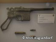 Schnellfeuerpistole C-96