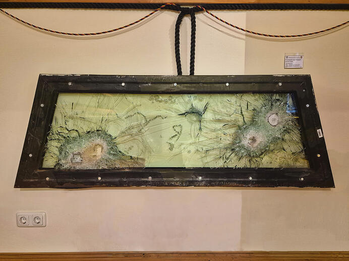 Panzerglas Transportpanzer Fuchs