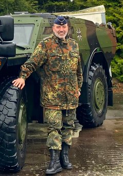 Hauptmann Meyer